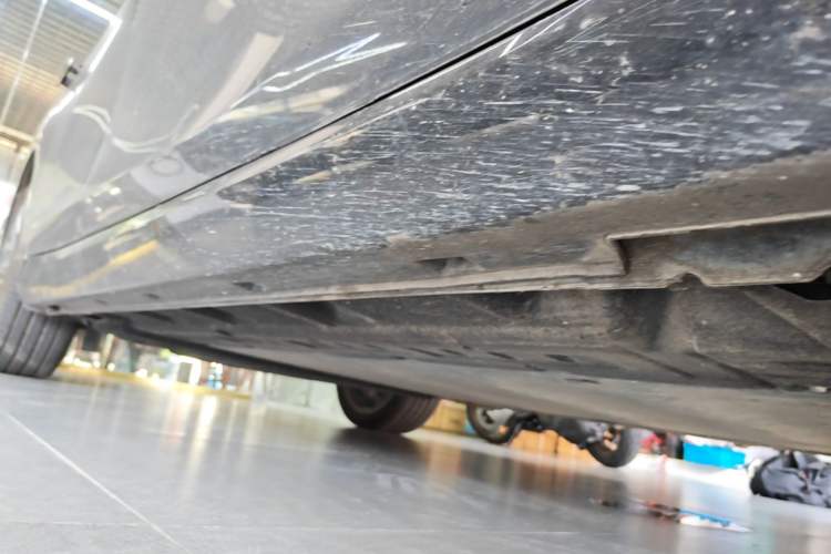 Used Leapmotor C01 2024 Range-Extended 216 Luxury Edition Right Side Sill