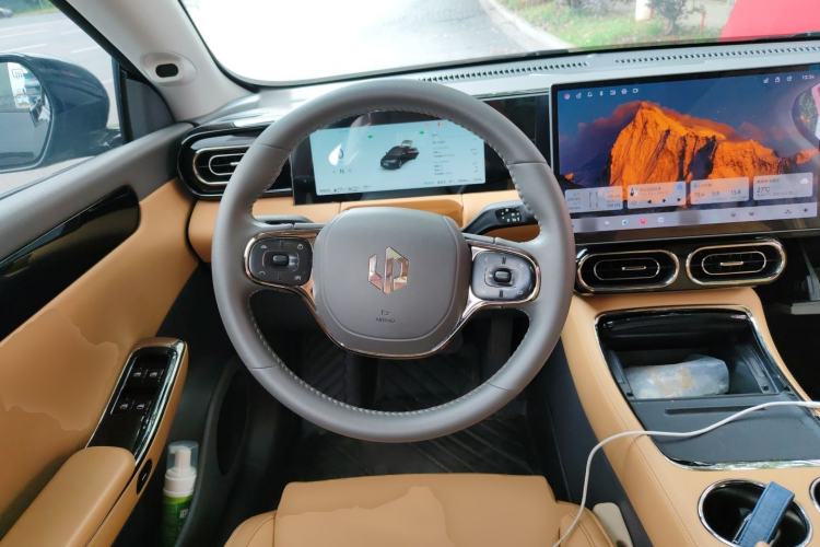 Used Leapmotor C01 2024 Range-Extended 216 Luxury Edition Steering Wheel