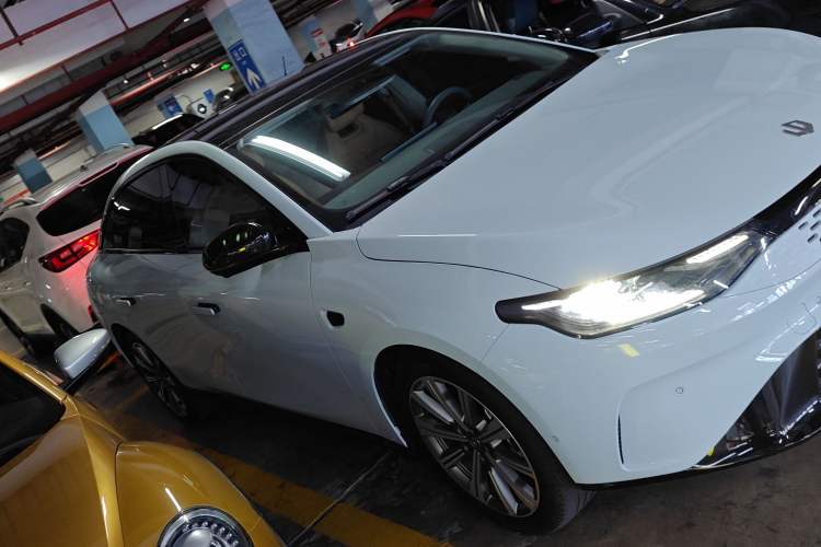 Used Leapmotor C01 2024 Range-Extended 216 Luxury Edition Exterior 2