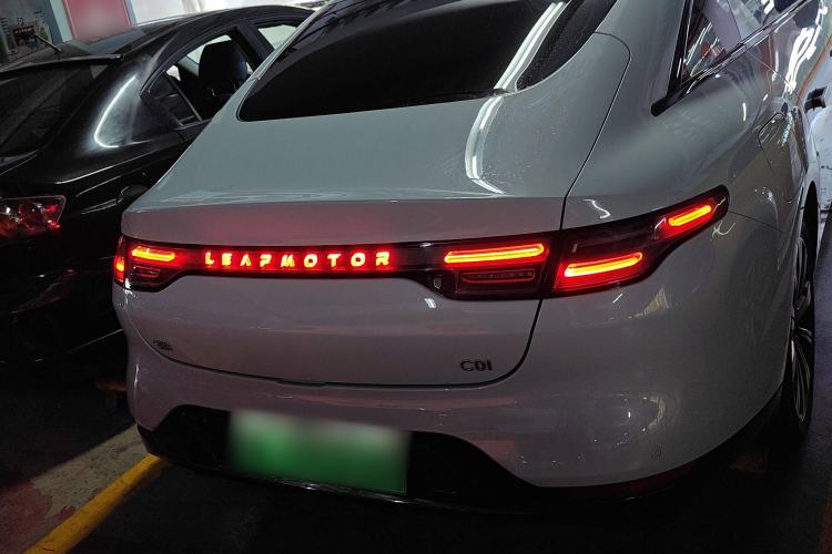 Used Leapmotor C01 2024 Range-Extended 216 Luxury Edition Exterior 4