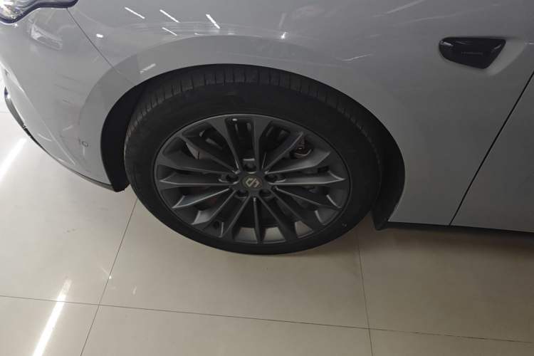 Used Leapmotor C01 2024 Pure Electric 525 Luxury Edition Exterior 4