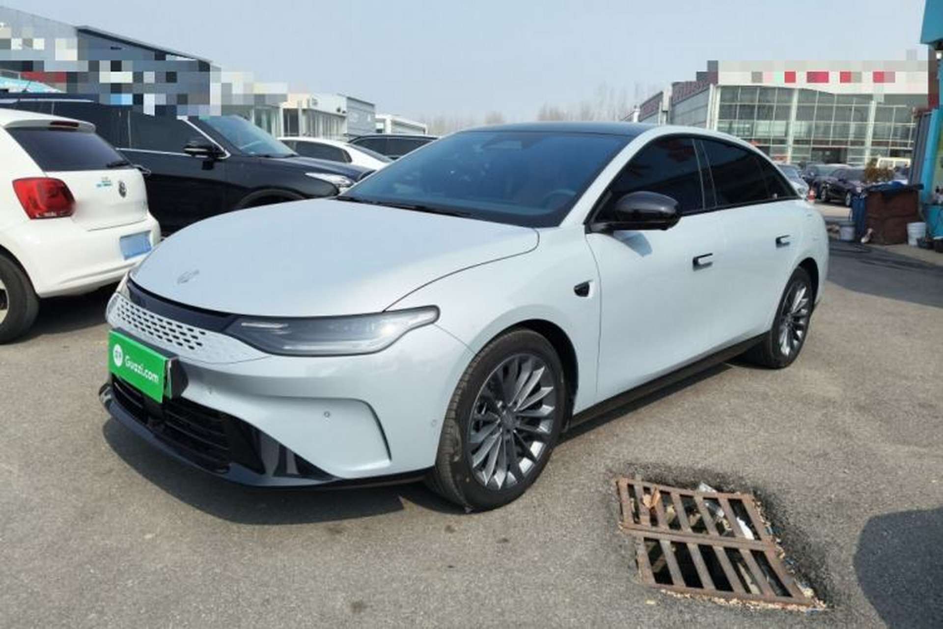 Used Leapmotor C01 2024 Range-Extended 216 Luxury Edition Front Left 45 Deg