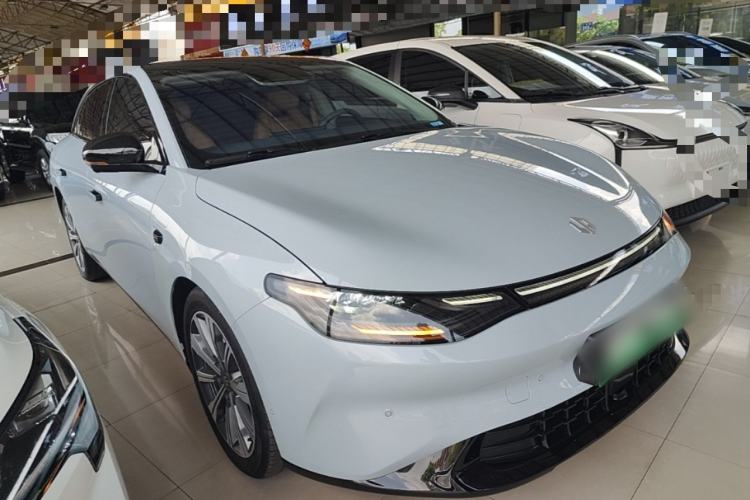 Used Leapmotor C01 2024 Pure Electric 525 Luxury Edition Front Right 45 Deg