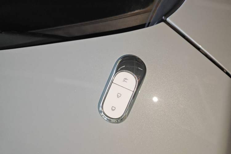 Used Leapmotor C01 2024 Pure Electric 525 Luxury Edition Interior 1