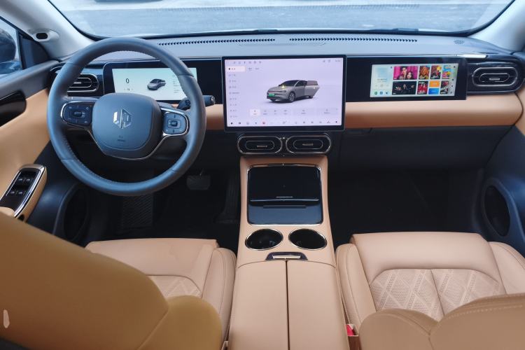 Used Leapmotor C01 2024 Pure Electric 525 Luxury Edition Interior 2