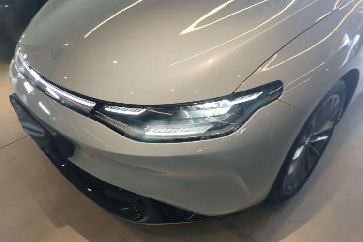 Used Leapmotor C01 2024 Pure Electric 525 Luxury Edition Left Front Headlight