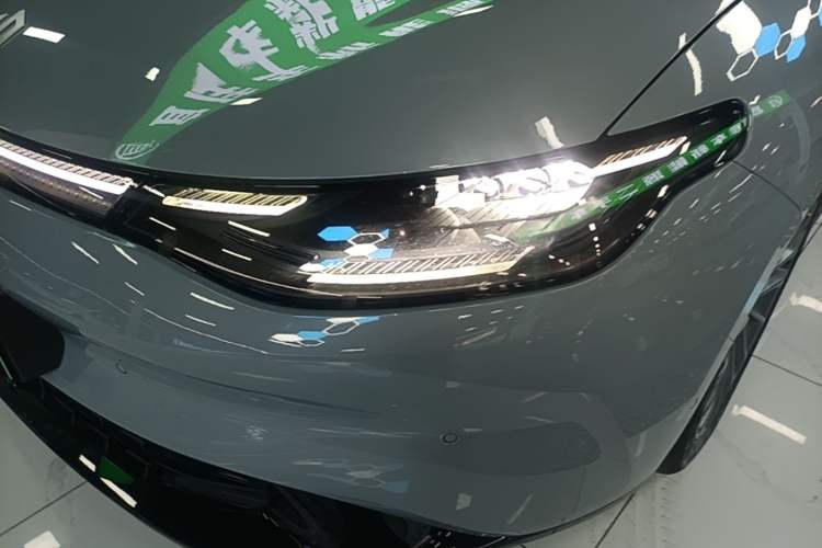 Used Leapmotor C01 2024 Pure Electric 525 Luxury Edition Left Front Headlight
