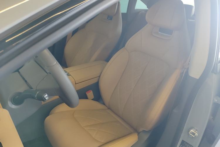 Used Leapmotor C01 2024 Pure Electric 525 Luxury Edition Left Front Seat