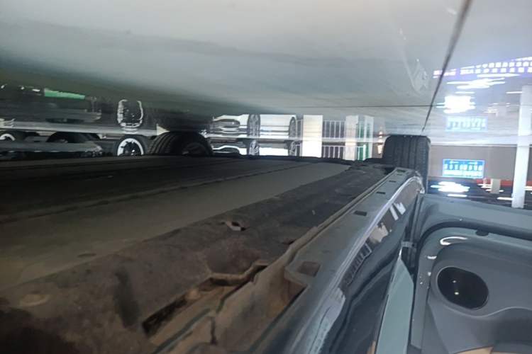 Used Leapmotor C01 2024 Pure Electric 525 Luxury Edition Left Side Sill
