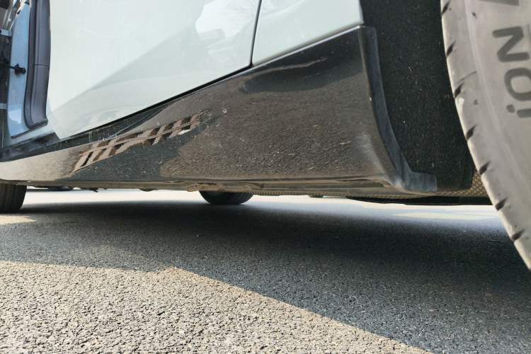 Used Leapmotor C01 2024 Range-Extended 216 Luxury Edition Left Side Sill