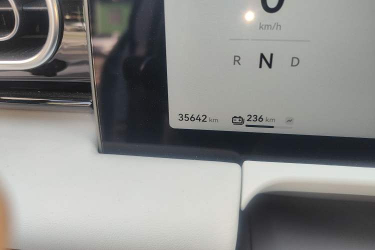 Used Leapmotor C01 2024 Pure Electric 525 Comfort Edition Odometer Close Up