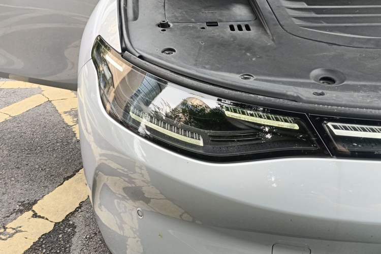 Used Leapmotor C01 2024 Pure Electric 525 Luxury Edition Right Front Headlight