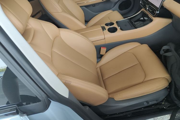 Used Leapmotor C01 2024 Pure Electric 525 Luxury Edition Right Front Seat
