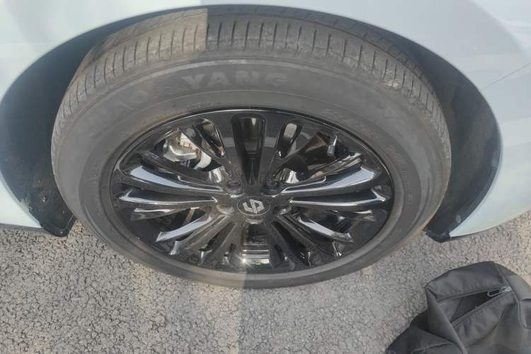 Used Leapmotor C01 2024 Pure Electric 525 Comfort Edition Right Front Wheel Hub