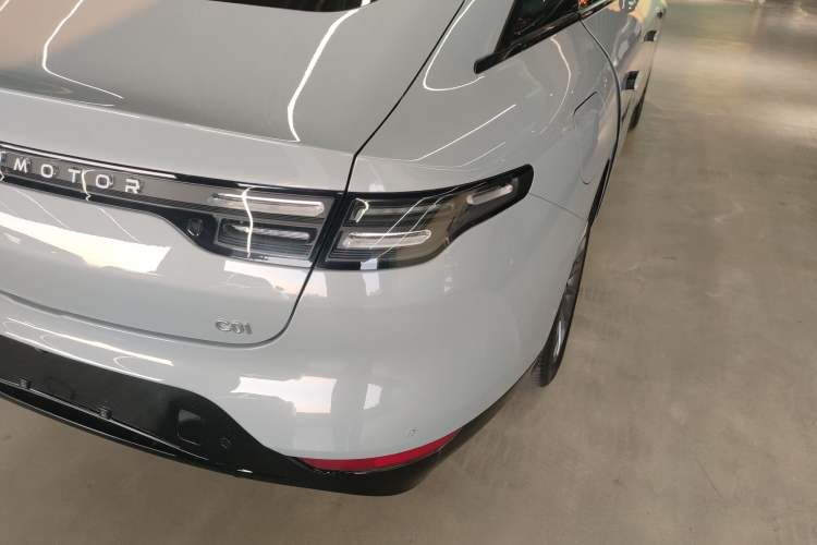Used Leapmotor C01 2024 Pure Electric 525 Luxury Edition Right Rear Taillight