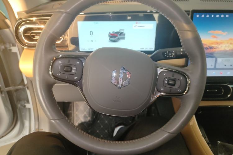 Used Leapmotor C01 2024 Pure Electric 525 Luxury Edition Steering Wheel