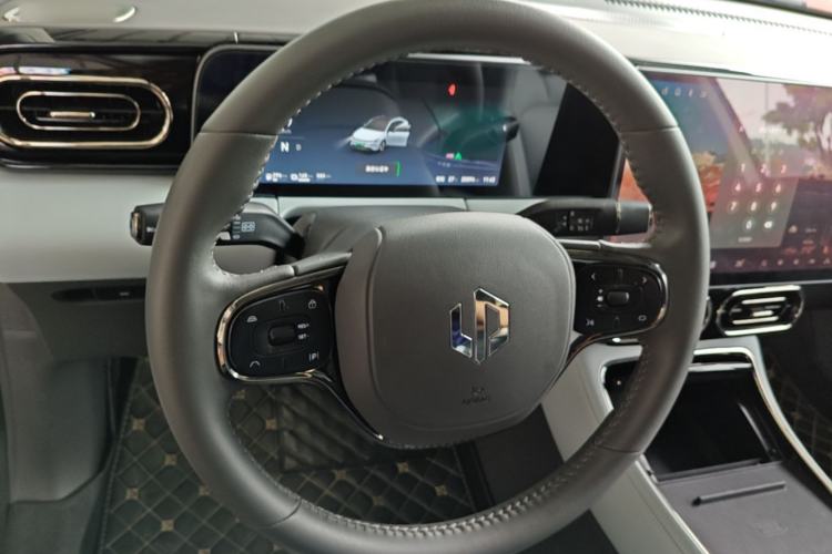 Used Leapmotor C01 2024 Range-Extended 216 Luxury Edition Steering Wheel