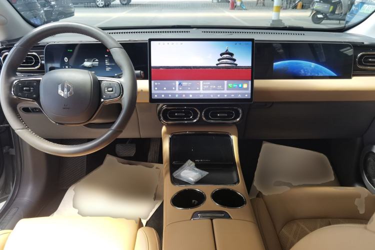 Used Leapmotor C01 2024 Pure Electric 525 Luxury Edition Center Console