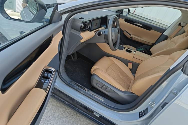 Used Leapmotor C01 2024 Pure Electric 525 Luxury Edition Driver Seat