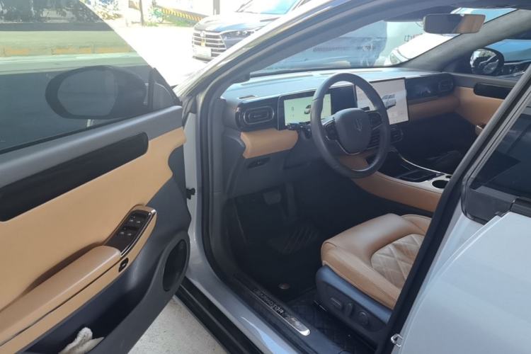 Used Leapmotor C01 2024 Pure Electric 525 Luxury Edition Driver Seat