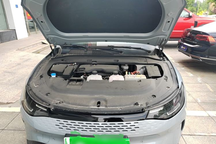 Used Leapmotor C01 2024 Range-Extended 316 Deluxe Edition Engine Bay