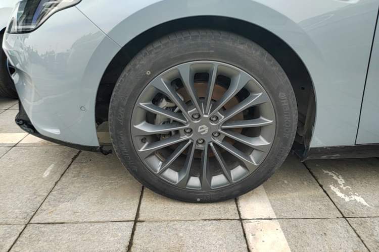 Used Leapmotor C01 2024 Range-Extended 316 Deluxe Edition Exterior 4