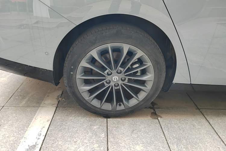 Used Leapmotor C01 2024 Range-Extended 316 Deluxe Edition Exterior 5