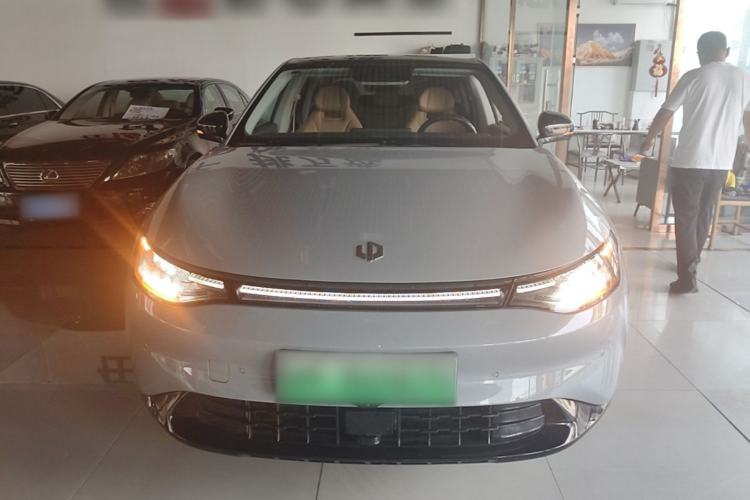 Used Leapmotor C01 2024 Pure Electric 525 Luxury Edition Front