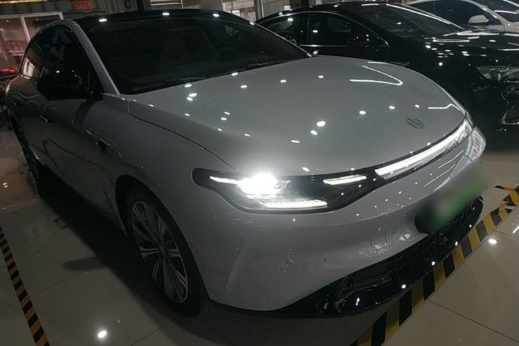 Used Leapmotor C01 2024 Pure Electric 525 Luxury Edition Front Right 45 Deg