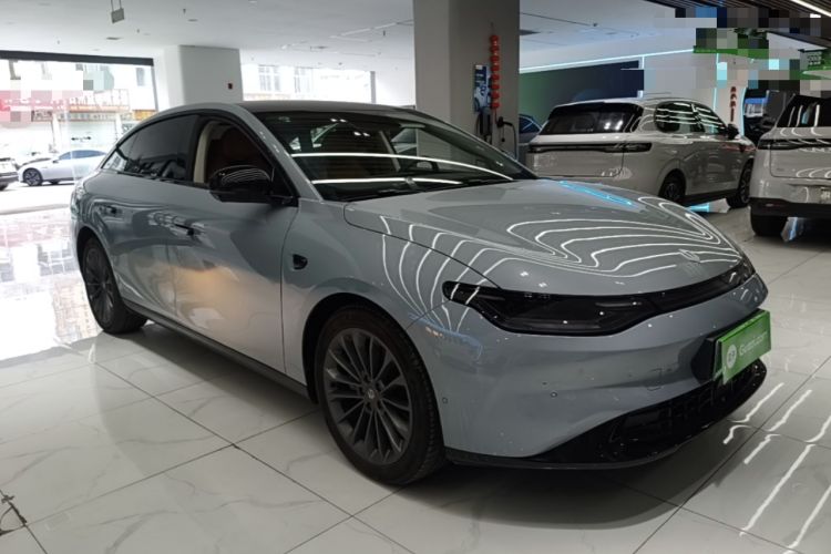 Used Leapmotor C01 2024 Pure Electric 525 Luxury Edition Front Right 45 Deg