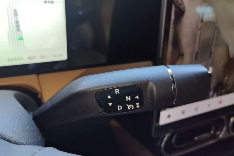 Used Leapmotor C01 2024 Pure Electric 525 Luxury Edition Gear Lever