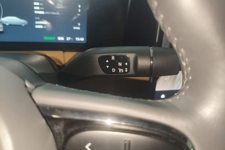 Used Leapmotor C01 2024 Pure Electric 525 Luxury Edition Gear Lever