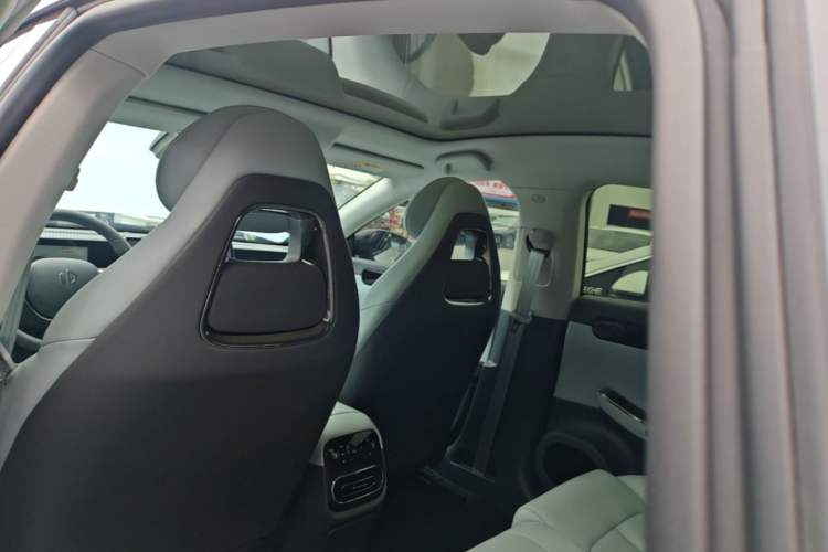 Used Leapmotor C01 2024 Range-Extended 216 Luxury Edition Headliner