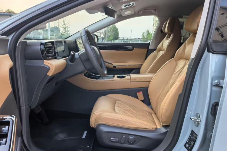 Used Leapmotor C01 2024 Range-Extended 316 Deluxe Edition Interior 4