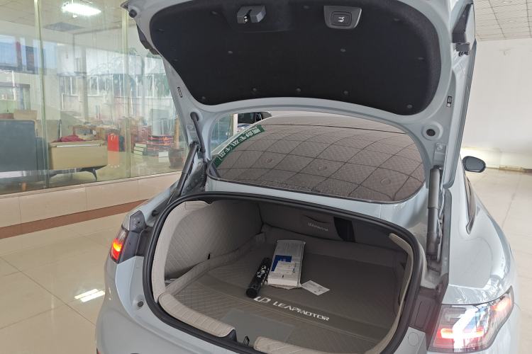 Used Leapmotor C01 2024 Pure Electric 525 Luxury Edition Interior 8