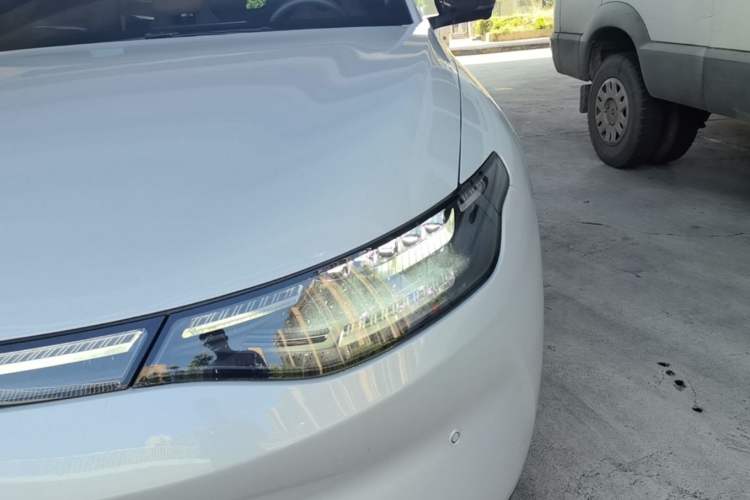 Used Leapmotor C01 2024 Pure Electric 525 Luxury Edition Left Front Headlight