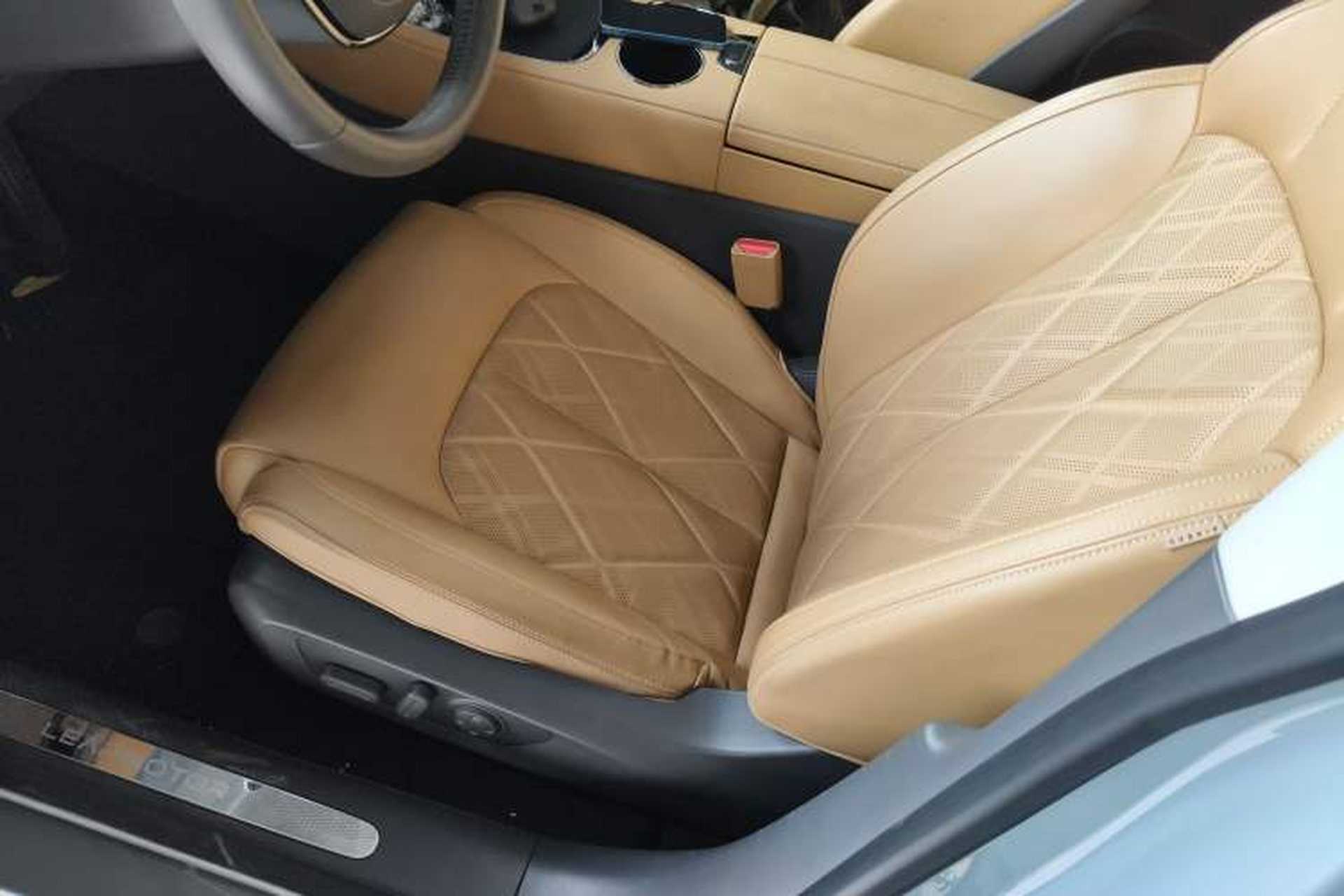 Used Leapmotor C01 2024 Range-Extended 316 Deluxe Edition Left Front Seat