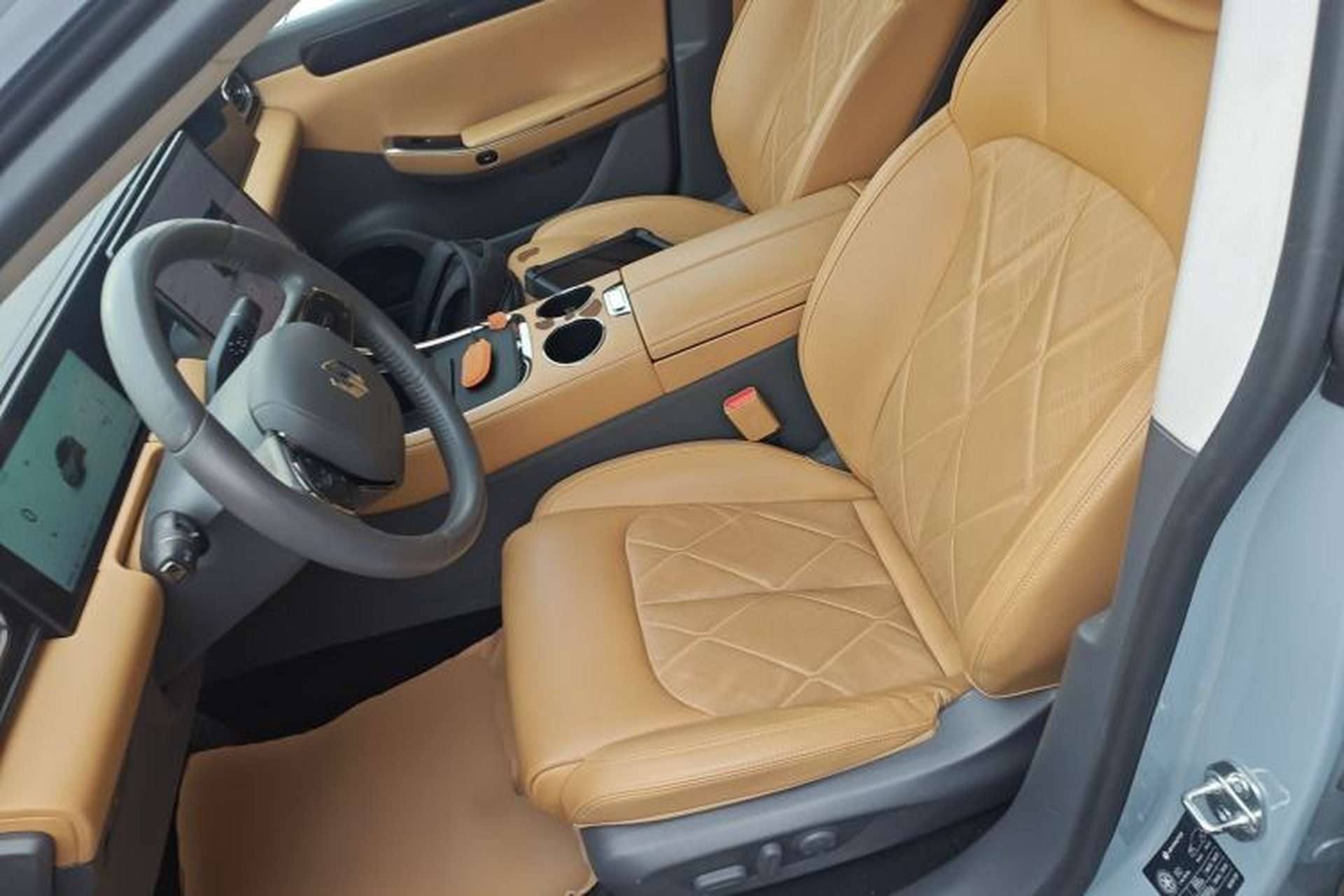 Used Leapmotor C01 2024 Range-Extended 316 Deluxe Edition Left Front Seat