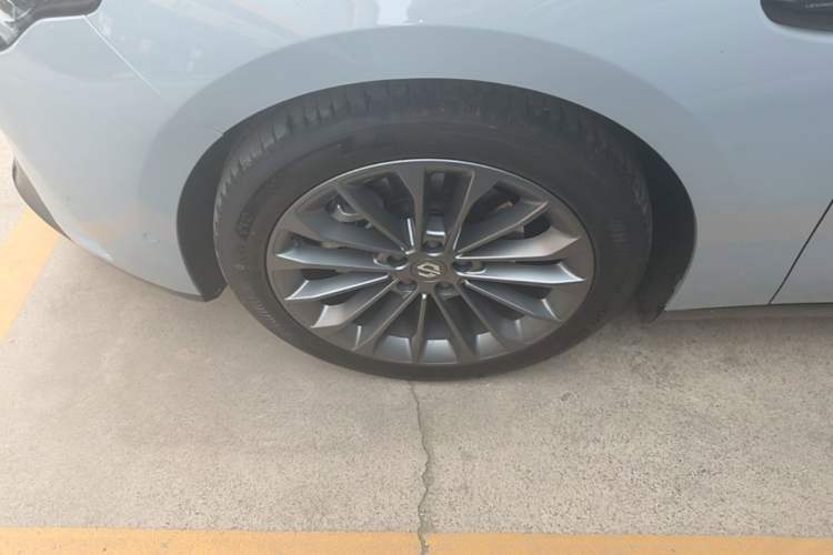 Used Leapmotor C01 2024 Range-Extended 216 Luxury Edition Left Front Wheel Hub