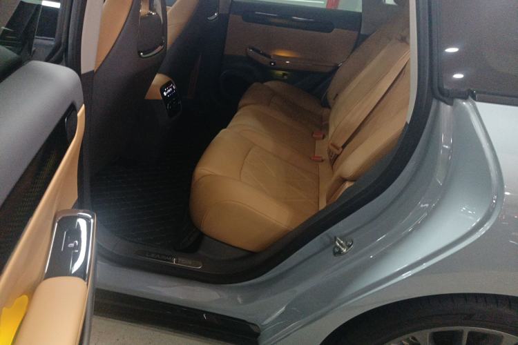 Used Leapmotor C01 2024 Range-Extended 316 Deluxe Edition Left Rear Seat