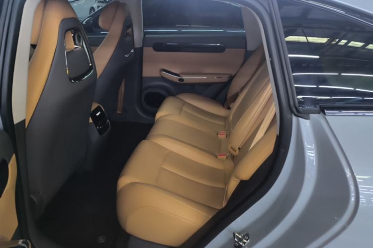 Used Leapmotor C01 2024 All-Electric 625 Deluxe Edition Left Rear Seat