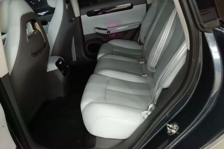 Used Leapmotor C01 2024 Pure Electric 525 Luxury Edition Left Rear Seat