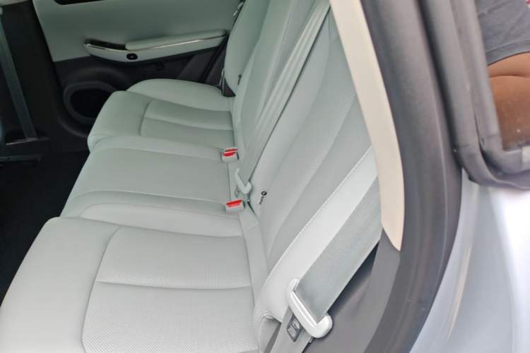 Used Leapmotor C01 2024 Range-Extended 216 Luxury Edition Left Rear Seat