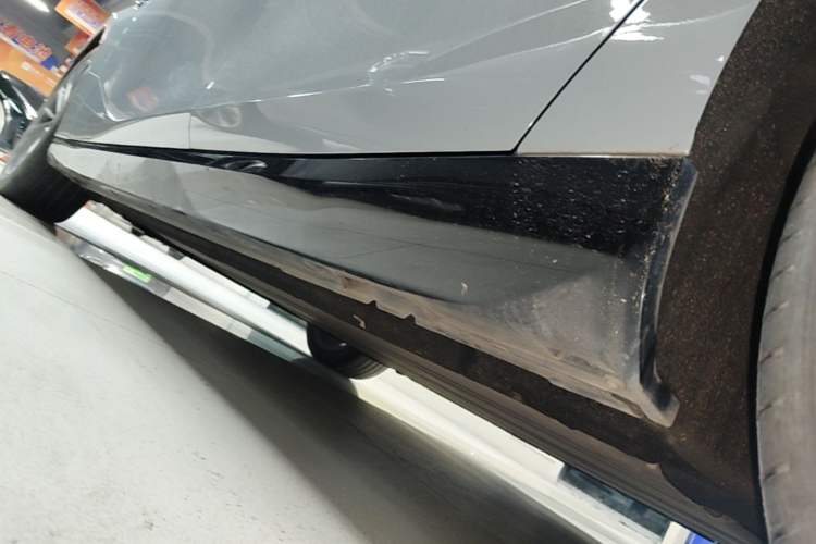 Used Leapmotor C01 2024 Pure Electric 525 Luxury Edition Left Side Sill