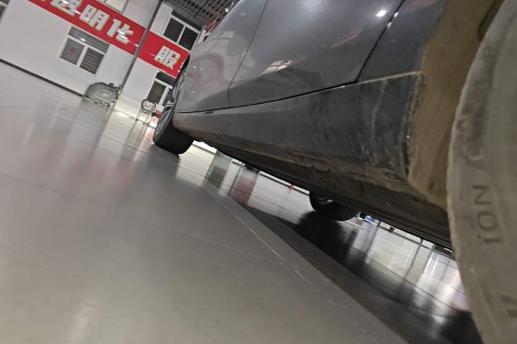 Used Leapmotor C01 2024 Pure Electric 525 Luxury Edition Left Side Sill