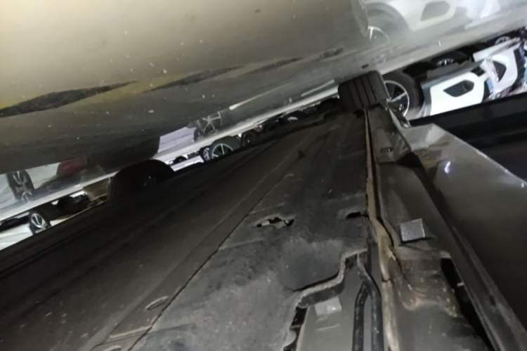 Used Leapmotor C01 2024 Pure Electric 525 Luxury Edition Left Side Sill