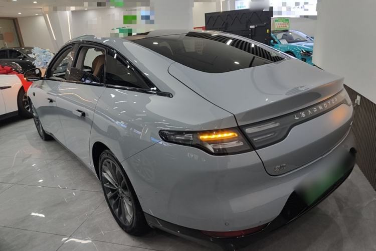 Used Leapmotor C01 2024 Pure Electric 525 Luxury Edition Rear Left 45 Deg