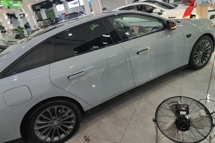 Used Leapmotor C01 2024 Pure Electric 525 Luxury Edition Rear Right 45 Deg