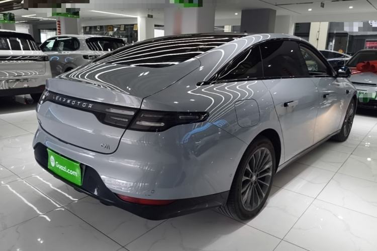 Used Leapmotor C01 2024 Pure Electric 525 Luxury Edition Rear Right 45 Deg