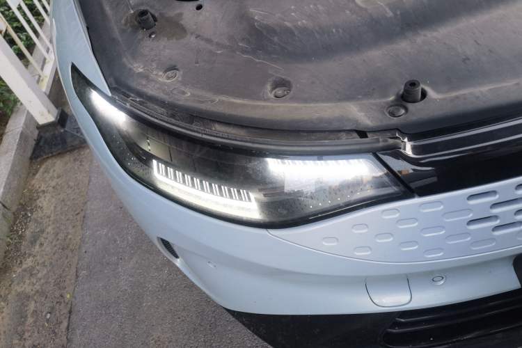 Used Leapmotor C01 2024 Range-Extended 216 Luxury Edition Right Front Headlight
